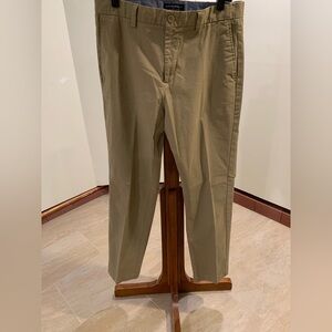 Men's Banana Republic Beige Cotton Emerson Chinos Size 33x32